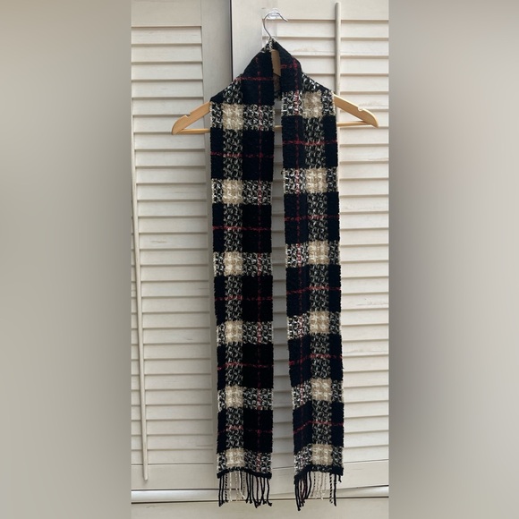 Burberry Scarf - Authentic Tartan Plaid Lambswool & Angora with Silver Shimmer - Picture 3 of 10